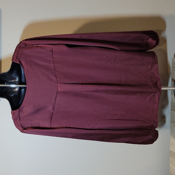 NWT Forever 21+ :  Wine Colored Button Up Blouse   0X - Picture 2 of 6